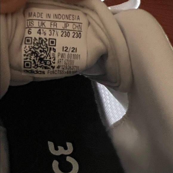 Adidas Women's White and Pastel Athletic Shoes - Picture 6 of 6